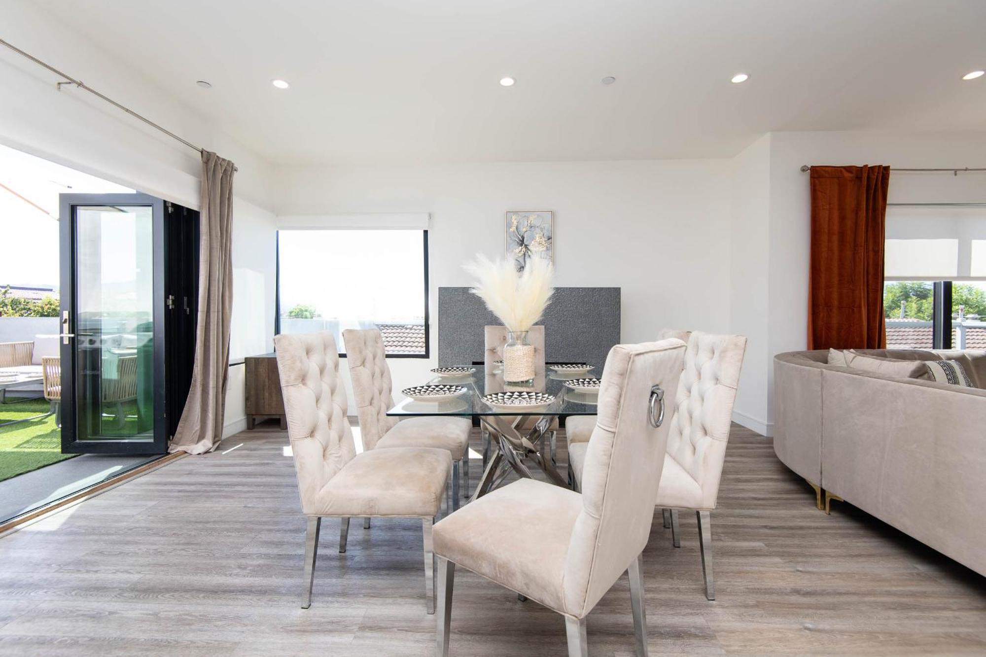 Regency Modern Apartments Glendale Exterior foto
